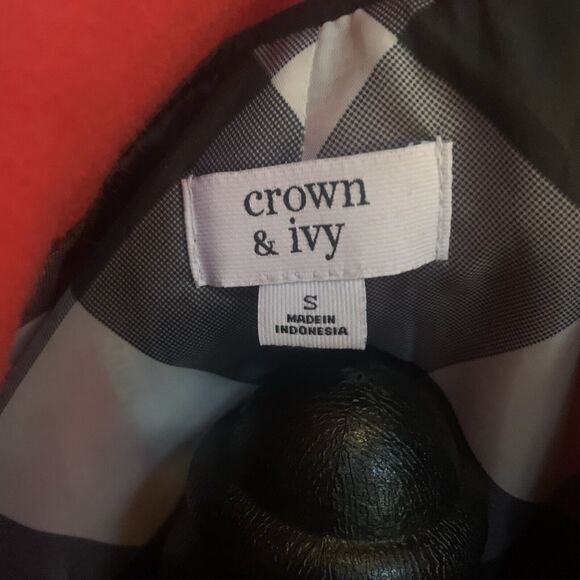 Crown And Ivy Womens Size Small Short Coat Red Buttons Pockets Black Plaid Liner - Picture 10 of 10